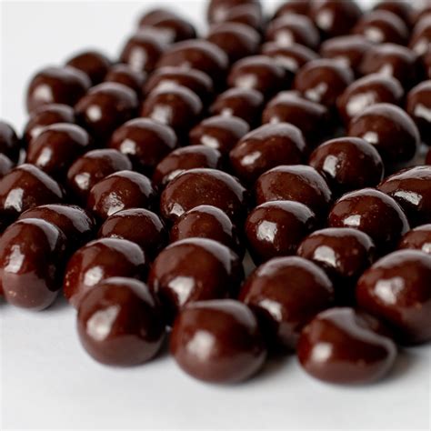 How does Dark Choc Blueberry & Almond Bar fit into your Daily Goals - calories, carbs, nutrition