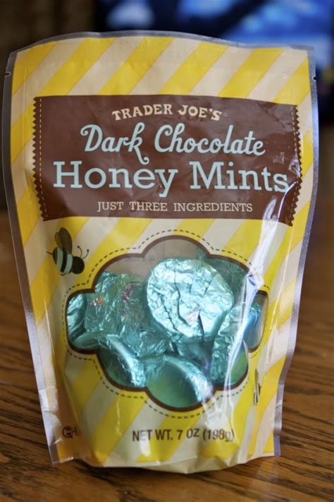 How does Dark Chocolate Honey Mints fit into your Daily Goals - calories, carbs, nutrition