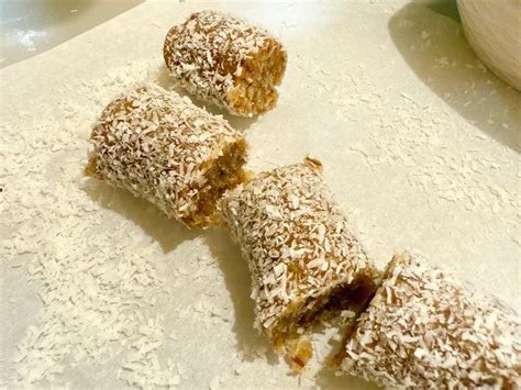 How does Date Nut Coconut Roll fit into your Daily Goals - calories, carbs, nutrition