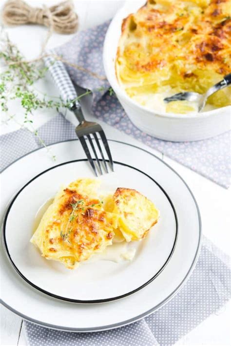 How does Dauphinoise Potatoes fit into your Daily Goals - calories, carbs, nutrition