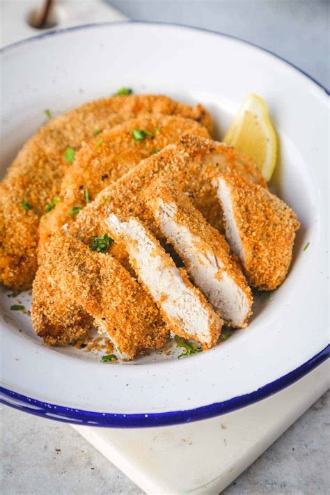 How does Deep Fried Breaded Chicken Breast fit into your Daily Goals - calories, carbs, nutrition
