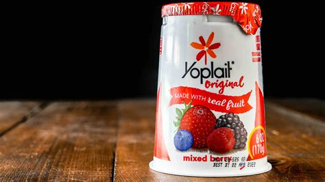 How does Duos Fuze Beverage and Yoplait Yogurt fit into your Daily Goals - calories, carbs, nutrition