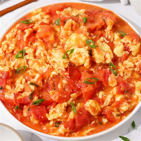 How does Egg, Tomato & Onion Biscuit Taco fit into your Daily Goals - calories, carbs, nutrition