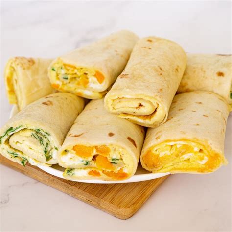 How does Egg Cheese Wrap fit into your Daily Goals - calories, carbs, nutrition