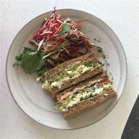 How does Egg Salad Sandwich on Multi Grain Bun fit into your Daily Goals - calories, carbs, nutrition