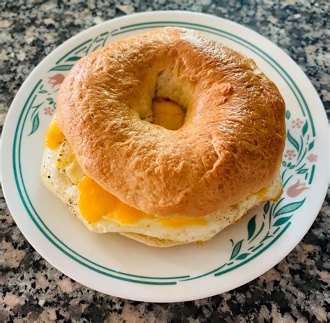 How does Egg and Cheese Bagel (44581.8) fit into your Daily Goals - calories, carbs, nutrition