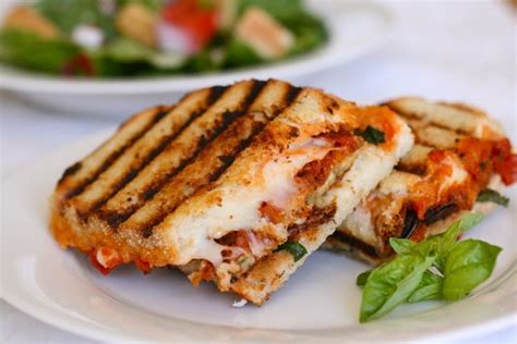 How does Eggplant Parmesan Panini fit into your Daily Goals - calories, carbs, nutrition