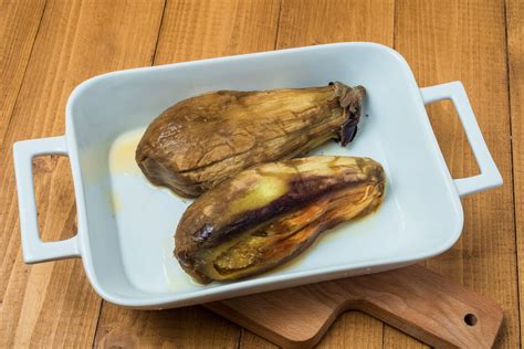 How does Eggplant Punjab fit into your Daily Goals - calories, carbs, nutrition