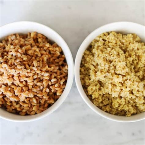 How does Elements - Southwestern Chicken Grains Bowl fit into your Daily Goals - calories, carbs, nutrition