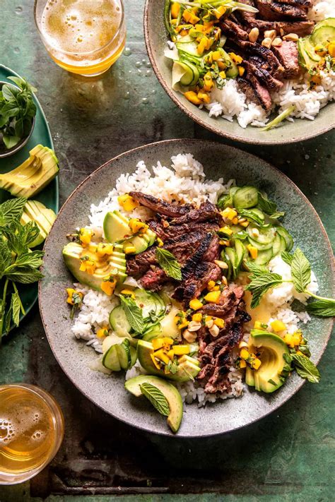 How does Elements - Spicy Ginger Steak Grains Bowl fit into your Daily Goals - calories, carbs, nutrition