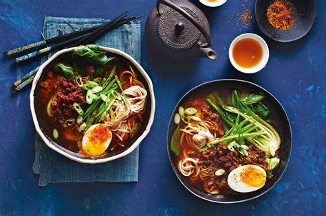 How does Elements Broths - Californian Fusion Beef Broth fit into your Daily Goals - calories, carbs, nutrition