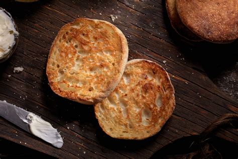 How does English Muffin Toasted fit into your Daily Goals - calories, carbs, nutrition