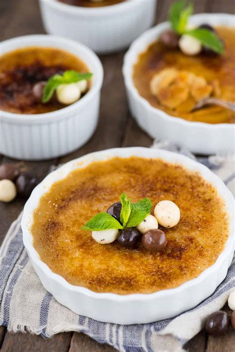 How does Espresso Creme Brulee fit into your Daily Goals - calories, carbs, nutrition