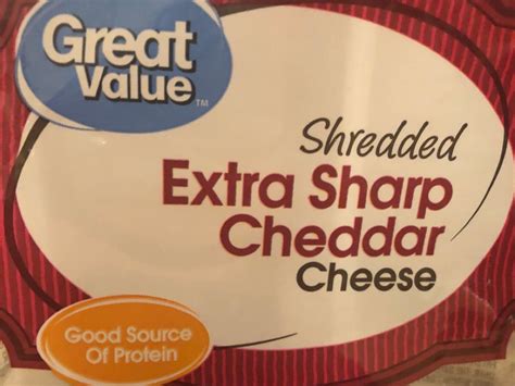 How does Extra Sharp Cheddar fit into your Daily Goals - calories, carbs, nutrition