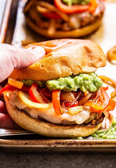 How does Fajita Burger, Grilled Burger fit into your Daily Goals - calories, carbs, nutrition