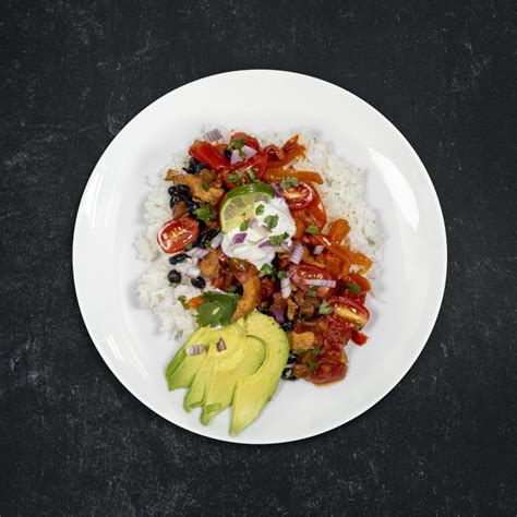 How does Fajita Chicken Braised Chipotle fit into your Daily Goals - calories, carbs, nutrition