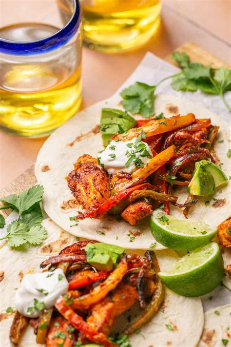 How does Fajita Seasoned Chicken Sausage fit into your Daily Goals - calories, carbs, nutrition