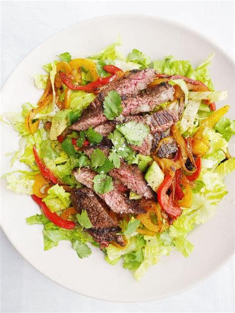 How does Fajita Steak Salad fit into your Daily Goals - calories, carbs, nutrition