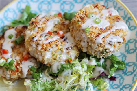 How does Far East Crab Cakes fit into your Daily Goals - calories, carbs, nutrition