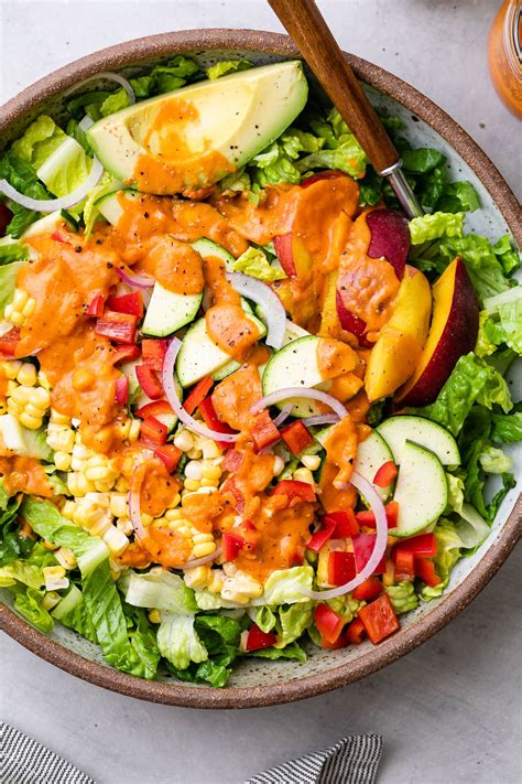 How does Farmers Market Salad fit into your Daily Goals - calories, carbs, nutrition