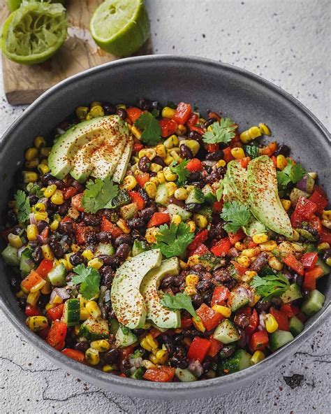 How does Fiesta Salad fit into your Daily Goals - calories, carbs, nutrition