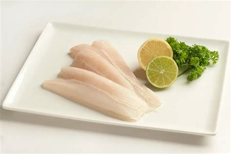 How does Fillet of Hoki with lemon and chilli fit into your Daily Goals - calories, carbs, nutrition