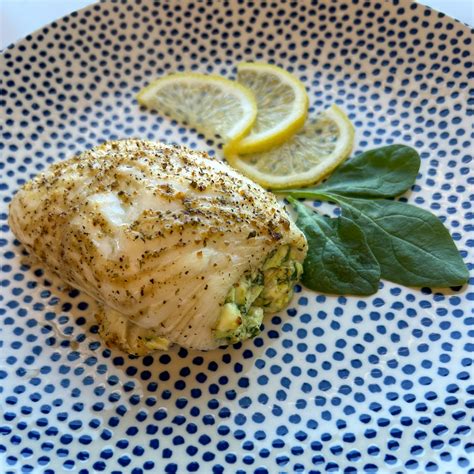 How does Fish Flounder Crumb Cheese fit into your Daily Goals - calories, carbs, nutrition