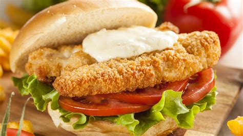 How does Fish Sandwich fit into your Daily Goals - calories, carbs, nutrition