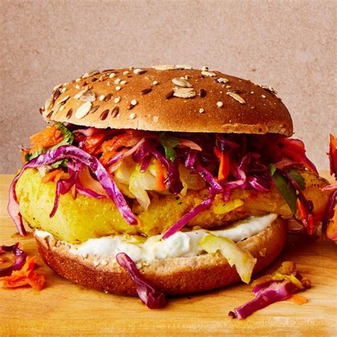 How does Fish Sandwich with Multigrain Bun fit into your Daily Goals - calories, carbs, nutrition