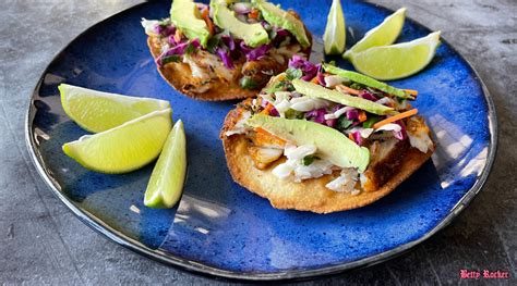 How does Fish Tacos with Cilantro Slaw (10668.1) fit into your Daily Goals - calories, carbs, nutrition