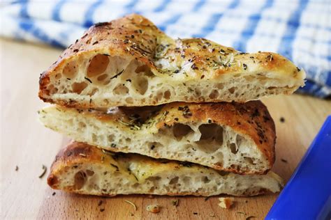 How does Focaccio Bread fit into your Daily Goals - calories, carbs, nutrition