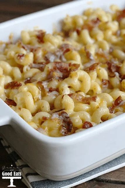 How does Four Cheese and Bacon Macaroni fit into your Daily Goals - calories, carbs, nutrition