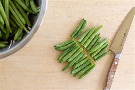 How does French Cut Green Beans fit into your Daily Goals - calories, carbs, nutrition