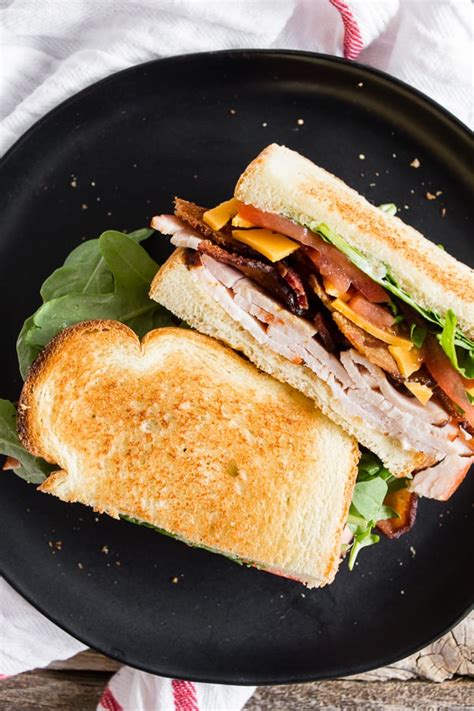 How does French Cut Turkey BLT fit into your Daily Goals - calories, carbs, nutrition