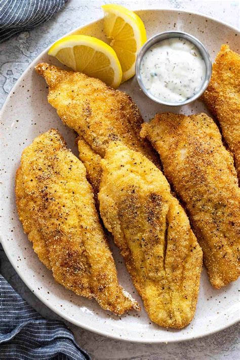 How does French Fried Catfish fit into your Daily Goals - calories, carbs, nutrition