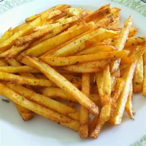 How does French Fried Potatoes fit into your Daily Goals - calories, carbs, nutrition