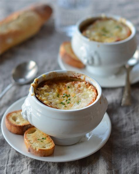 How does French Onion Soup with Parmesan Croute fit into your Daily Goals - calories, carbs, nutrition