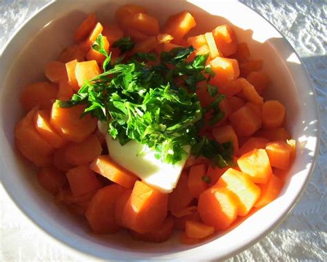 How does Fresh Carrots Vichy fit into your Daily Goals - calories, carbs, nutrition