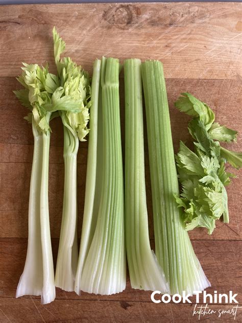 How does Fresh Celery Sticks fit into your Daily Goals - calories, carbs, nutrition