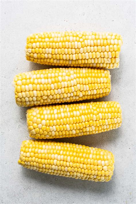 How does Fresh Corn on the Cob fit into your Daily Goals - calories, carbs, nutrition