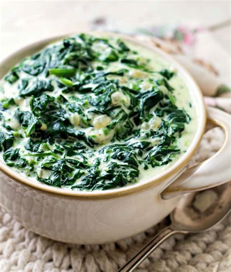How does Fresh Creamed Spinach fit into your Daily Goals - calories, carbs, nutrition