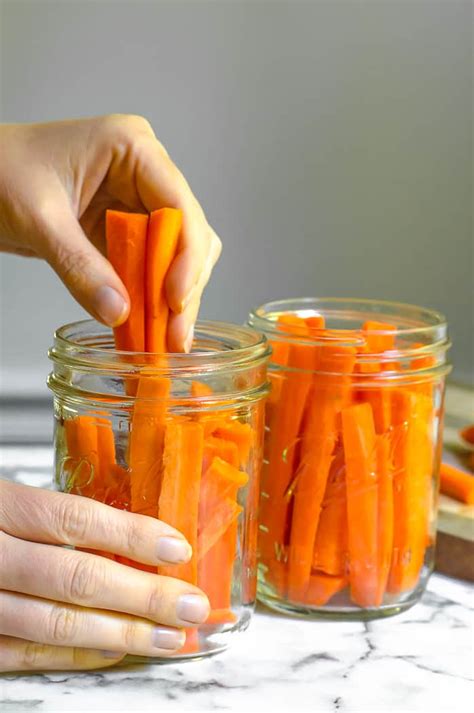 How does Fresh Cut Carrots (63076.0) fit into your Daily Goals - calories, carbs, nutrition