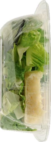 How does Fresh Selection Chicken Caesar Salad Kit fit into your Daily Goals - calories, carbs, nutrition