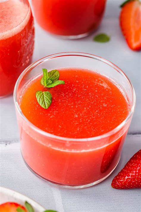 How does Fresh Strawberry Juice (67771.0) fit into your Daily Goals - calories, carbs, nutrition