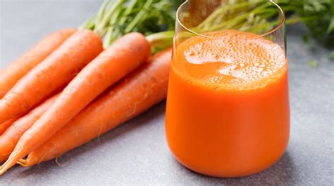 How does Fresh Sweet Carrot Juice fit into your Daily Goals - calories, carbs, nutrition