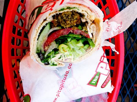 How does Fresno Pita Pocket fit into your Daily Goals - calories, carbs, nutrition