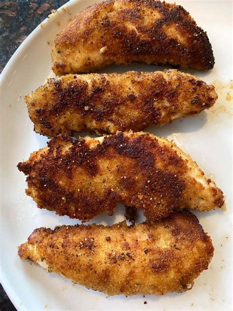How does Fried Breaded Chicken Tenders fit into your Daily Goals - calories, carbs, nutrition
