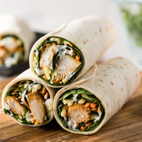 How does Fried Chicken Wrap fit into your Daily Goals - calories, carbs, nutrition