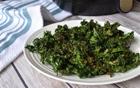 How does Fried Kale fit into your Daily Goals - calories, carbs, nutrition