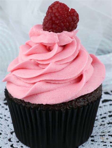 How does Frosted Raspberry fit into your Daily Goals - calories, carbs, nutrition